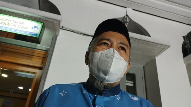 Kepala Kantor Masjid Agung Al-Azhar, Iding