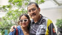 Khirani Trihatmodjo juga tampil kompak bersama Bambang Trihatmodjo. Foto: Instagram Mayangsari