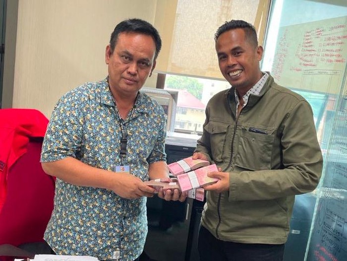 Lord Adi kembalikan uang dari Indra Kenz.