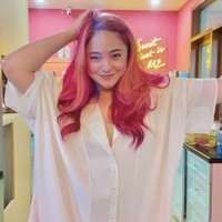 Ibu satu anak ini berusaha memperbanyak minum air putih. Menurut bintang sinetron Bidadari ini, minum air putih bisa memberikan banyak manfaat untuk kesehatan. Mulai dari membangun fisik yang lebih baik, menyehatkan otak dan mental. Foto: Instagram/@marshanda99