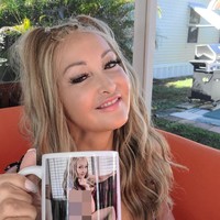 Nathalie pun mengaku jika rahasia cantiknya adalah gaya hidup sehat. Foto: Instagram @lalie.quebec