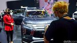 Para Pemanis Pameran Otomotif IIMS 2022