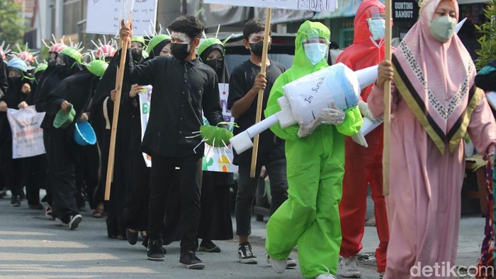 Pawai sambut Ramadan di Surabaya