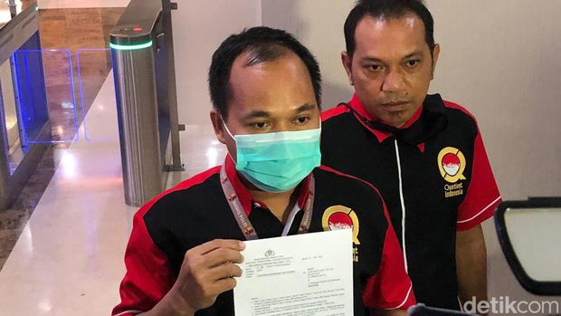 Perusahaan robot trading DNA Pro kembali dilaporkan ke Bareskrim Polri. Kerugian ditaksir mencapai Rp 73 miliar dari jumlah 242 korban (Azhar Bagas Ramadhan/detikcom) Perusahaan robot trading DNA Pro kembali dilaporkan ke Bareskrim Polri. Kerugian ditaksir mencapai Rp 73 miliar dari jumlah 242 korban (Azhar Bagas Ramadhan/detikcom)
