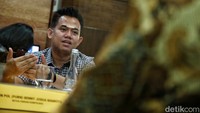 Lewat program ini, detikcom akan mencari 3 sosok Hoegeng baru di Korps Bhayangkara, sebagai ikon 3 polisi baik yang diharapkan mengisi slot polisi jujur dalam humor satire Gus Dur.