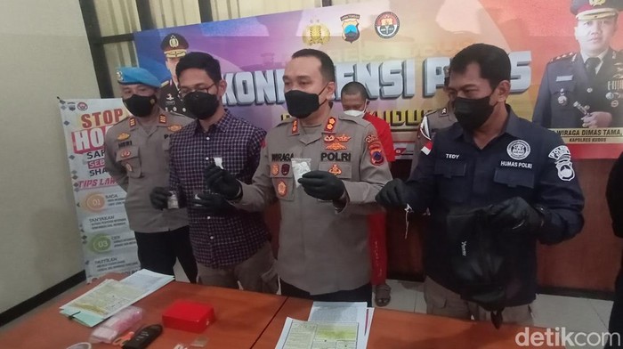 Rilis kasus kurir narkoba jaringan lapas di Polres Kudus, Jumat (1/4/2022)