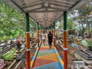 Tinggalkan Kesan Seram, TPU Pasarean Bandung Dicat Warna-warni