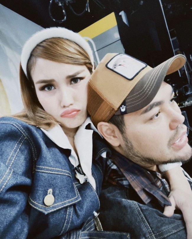 Dalam postingan lain, Ivan Gunawan mengingatkan netizen untuk tidur karena tak menyangka akan mendapat sambutan yang begitu hangat. “Tidur tidur dah malam… masih pada comment aja deh kalian.” Foto: dok. Instagram @ivan_gunawan