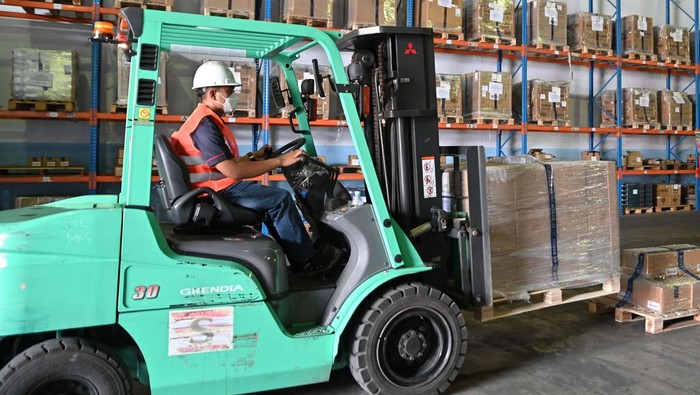 Kota Makassar merupakan salah satu lokasi sasaran untuk proyek-proyek infrastruktur strategis pemerintah. Bosch Indonesia pun turut ekspansi ke Kota Makassar.