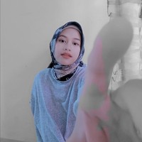 Wolipop sudah menghubungi Lita Hendratno sebagai pemilik akun TikTok @litahendratno_. Lita merupakan finalis Miss Indonesia 2018 yang kini menjalani kesehariannya sebagai ibu rumah tangga. Dia pun menceritakan soal video TikTok yang diunggahnya. Jadi video saya menunjukan prestasi saya sebelum menikah yaitu menjadi Miss Indonesia 2018 perwakilan Sulawesi Tenggara, ungkap Lita kepada Wolipop. Foto: Dok. Instagram @litahendratno_.