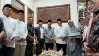 Kang DN mengapresiasi adanya kunjungan tersebut. Menurutnya dalam pertemuan tersebut bisa saling memaafkan satu sama lainnya.