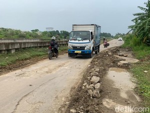 Jalur Alternatif Mudik Karawang-Purwakarta Bakal Diperbaiki