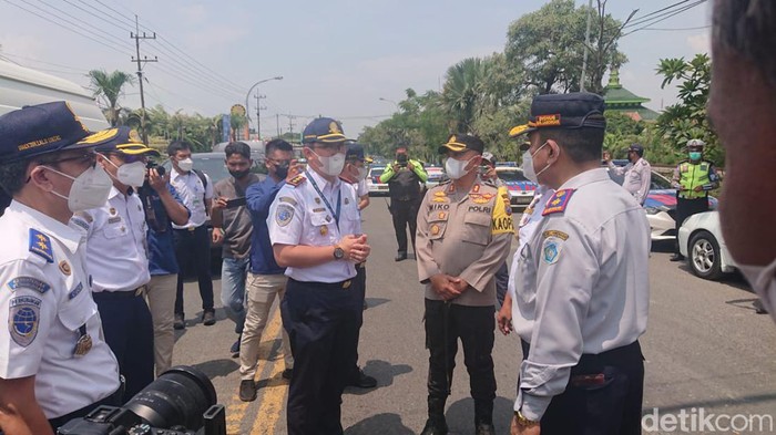 jembatan balun ambles