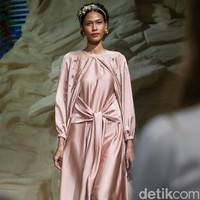 Polosan ada gradasi warna dan mengeluarkan koleksi baru. Tahun kemarin pattern kan, tahun ini something new berbeda dari yang lain, jelasnya. Foto: Grandyos Zafna/Detikcom