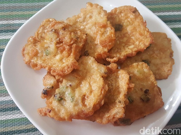 Kriuk Mantap! 10 Resep Gorengan Enak Buat Buka Puasa Kriuk Mantap! 10 Resep Gorengan Enak Buat Buka Puasa