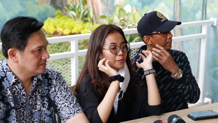 Mayang anak Doddy Sudrajat serius tempuh jalur hukum soal skincare.