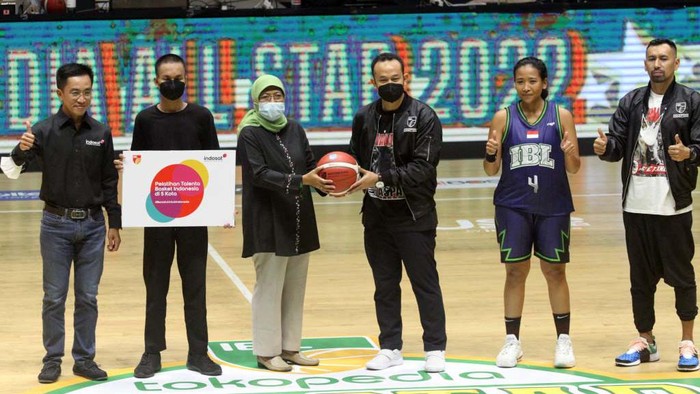 Mencari Bibit-bibit Atlet Basket Indonesia di Sekolah Program pelatihan talenta basket ke sekolah diluncurkan saat IBL All Star 2022 di Hall Basket Senayan, Jakarta. Program ini untuk mencari bibit-bibit muda basket Indonesia.