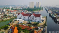 Foto udara Kampung Akuarium, Maret 2022. Bicara situasi terkini, Gubernur DKI Jakarta Anies Baswedan baru saja membawa tanah Kampung Akuarium ke Ibu Kota Negara (IKN) Nusantara di Kaltim kepada Presiden Jokowi. Anies menyampaikan pesan supaya pembangunan Nusantara tidak memarjinalkan rakyat kecil.