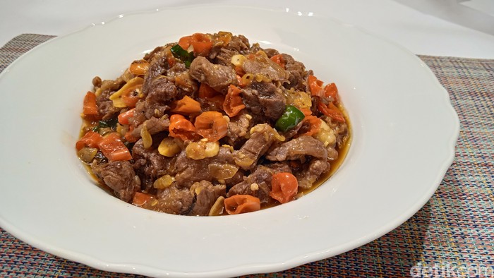 Resep Oseng Mercon Daging yang Pedas Nikmat, Bikin Semangat Makan!