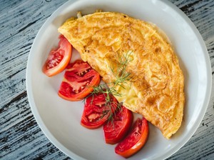 Kombinasi Tepat! Ini 7 Makanan Pendamping Telur Paling Bergizi