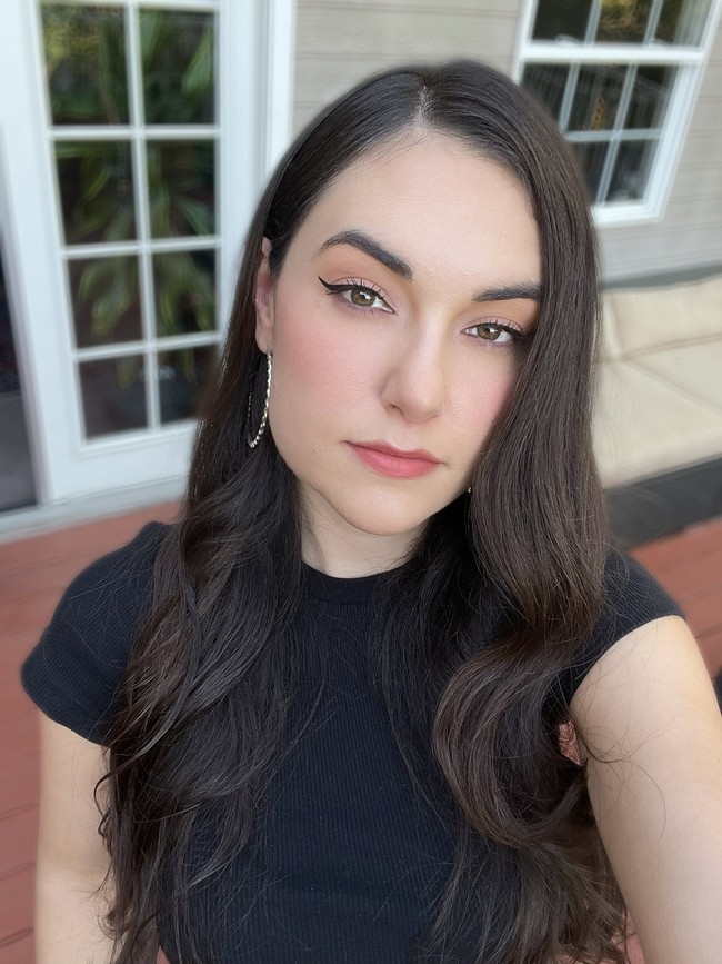 Wanita 34 tahun ini menulis dalam Facebook mengenai alasannya. Ia sempat menyebut masanya sebagai bintang film dewasa sudah berakhir.Foto: Twitter Sasha Grey