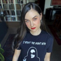 Sasha membintangi film dewasa sejak berusia 18 tahun. Tapi pada 2011, ia memutuskan untuk pensiun dari industri tersebut setelah tak lagi tampil sejak 2009.Foto: Twitter Sasha Grey