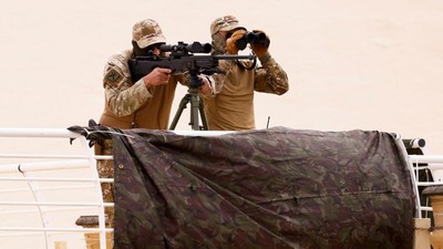 Sniper Jaga Keamanan Paus Fransiskus saat Kunjungi Malta