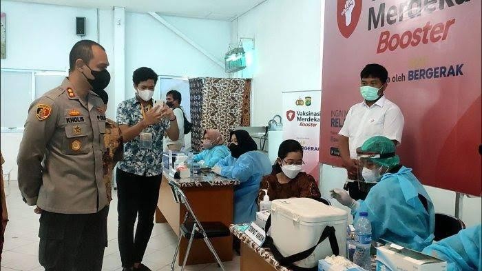 Vaksinasi booster yang digelar Polres Pelabuhan Tanjung Priok (istimewa)