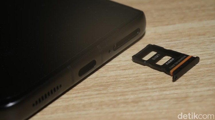 Xiaomi 12 Unboxing Xiaomi 12