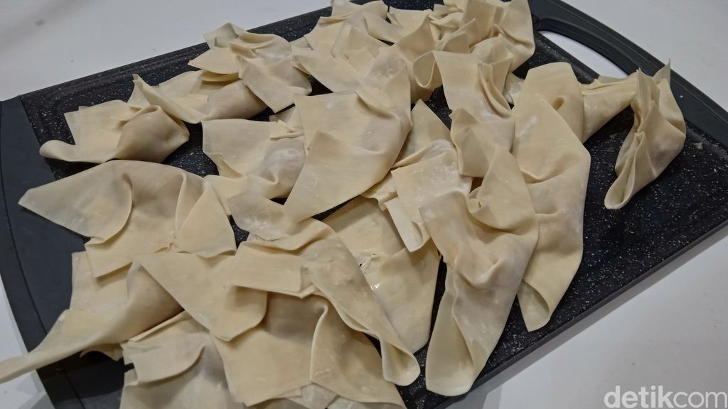 Bakso dan Pangsit Udang Resep Bakso dan Pangsit Udang Ayam yang Gurih Nikmat