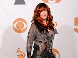 Cher Menuju Pernikahan Ketiga di Usia 79 Tahun, Umur Calon Suami Setengahnya