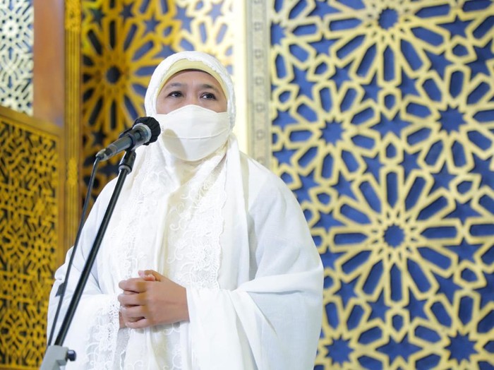 Gubernur Khofifah Indar Parawansa