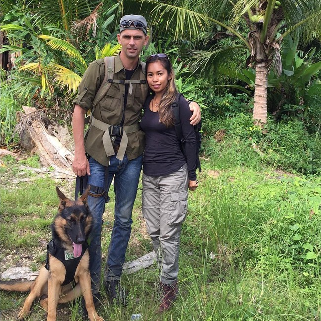 Chanee merasa sebagai warga negara asing tidak suka ketika ada wanita yang mendekatinya hanya karena berwajah bule. Ada kemudian yang melarikan diri sangat cepat karena menyadari bule itu kere. Tapi tidak bekerja di sebuah perusahaan tapi yayasan. Jadi nggak punya uang, lanjut Chanee.  Foto: Dok. Instagram @pradakalaweit.