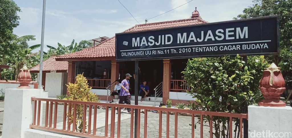 Masjid Majasem yang merupakan salah satu cagar budaya di Klaten.