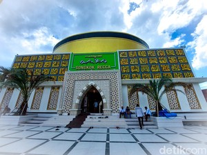 Terinspirasi dari Songkok Recca, Ini Masjid Amirul Haq di Bone