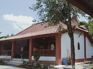 Cerita Pohon Belimbing di Masjid Majasem, Konon Ditanam Sunan Kalijaga