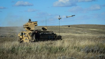 Mereka memperuncing situasi, membuatnya semakin berdarah-darah. Tampaknya, senjata itu presisi tinggi dan juga baru. Secara alami, angkatan bersenjata kami akan melihatnya sebagai target yang sah jika suplai itu memasuki perbatasan Ukraina, tambah dia. Foto: Wikipedia