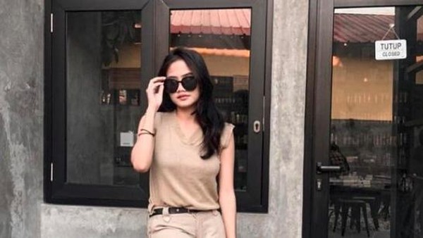 10 Pesona Syifa Salma, Manajer Orang Tua Bibi Ardiansyah