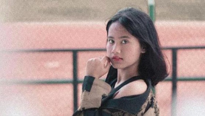 Syifa Salma Syifa Salma, manajer Haji Faisal dan ibu Dewi.