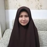 Ustazah Asma Harun berharap pada para orangtua agar bisa menggunakan kemampuan mereka menahan anak-anaknya untuk tidak menonton konser Justin Bieber. “IBU BAPA, JANGANLAH JADI PINTU MASUK ANAK-ANAK KE DAERAH MAKSIAT Saya menyeru kepada ibu bapa yang dirahmati Allah sekalian, gunakan kuasa dan kemampuan yang ada untuk selamatkan ahli keluarga kita daripada tergelincir ke daerah maksiat, sama ada disebabkan dorongan nafsu hiburan atau pujukan kawan-kawan,” tulis ustazah dari Malaysia itu. Foto: Dok. Facebook Ustazah Asma Harun
