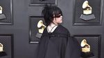 Serius Misterius! Billie Eilish Serba Hitam di Grammy 2022
