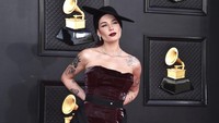 Halsey belum lama ini menjalani operasi Endometriosis. (Foto: Jordan Strauss/Invision/AP/Jordan Strauss) 