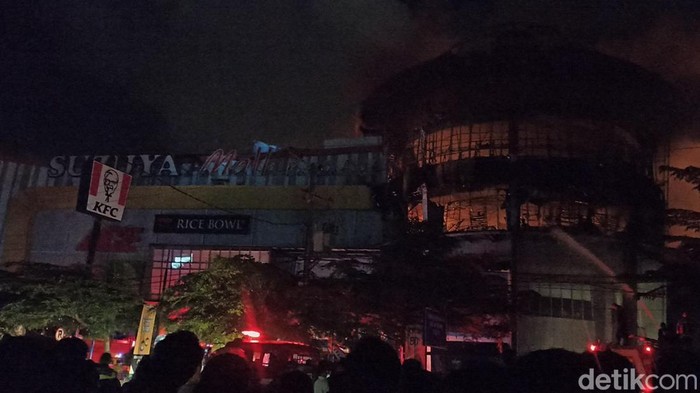 Api kembali muncul di Suzuya Mall Banda Aceh