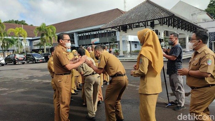 ASN di Ciamis setelah apel pagi.