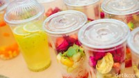 Soal ragam takjil atau penganan untuk berbuka, Pasar Lama bisa jadi pilihan saat berada di Tangerang.