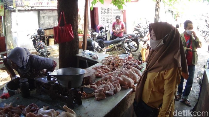 Harga ayam naik