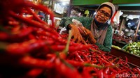 Memasuki hari kedua Ramadan, harga cabai di pasar tradisional tersebut mengalami kenaikan.