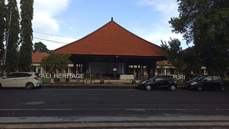 Hotel Inna Bali Heritage Hotel pertama di Bali