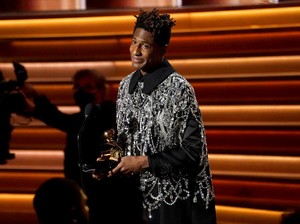 Jon Batiste Sabet Album of The Year di Grammy 2022