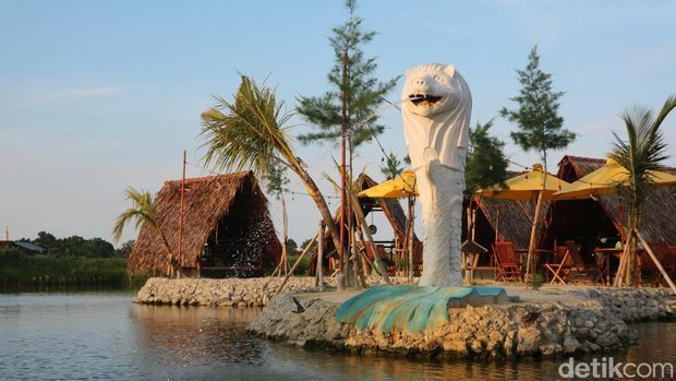 Kampoeng Air di Pati, restoran berkonsep kapal di tengah danau